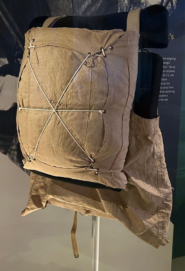Parachute at the NASM